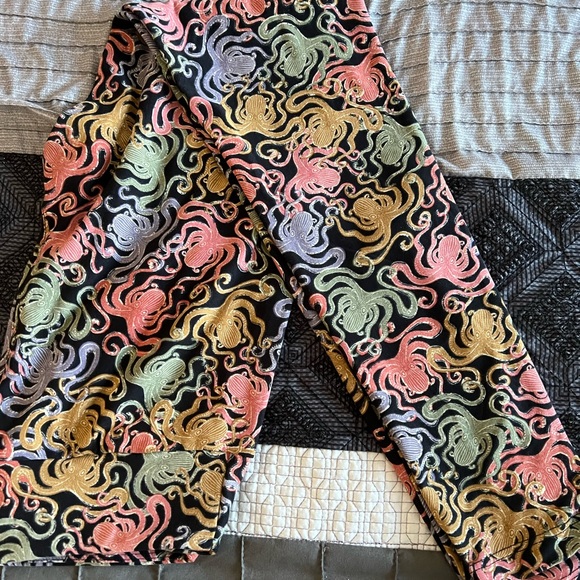 LuLaRoe Pants - LuLaRoe Octopus one size leggings